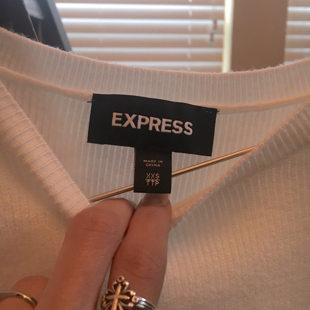 Ivory sweater - Picture 2 of 2